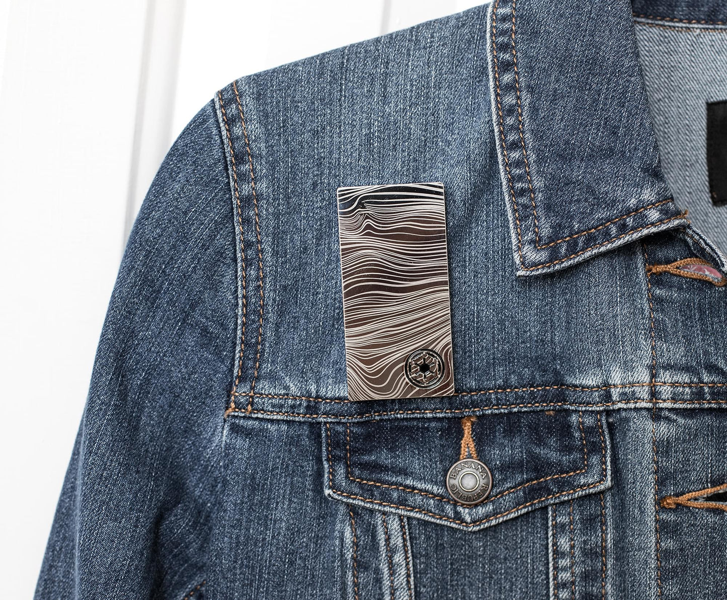 Star Wars: The Mandalorian Beskar Credit 3-Inch Magnetic Replica Pin