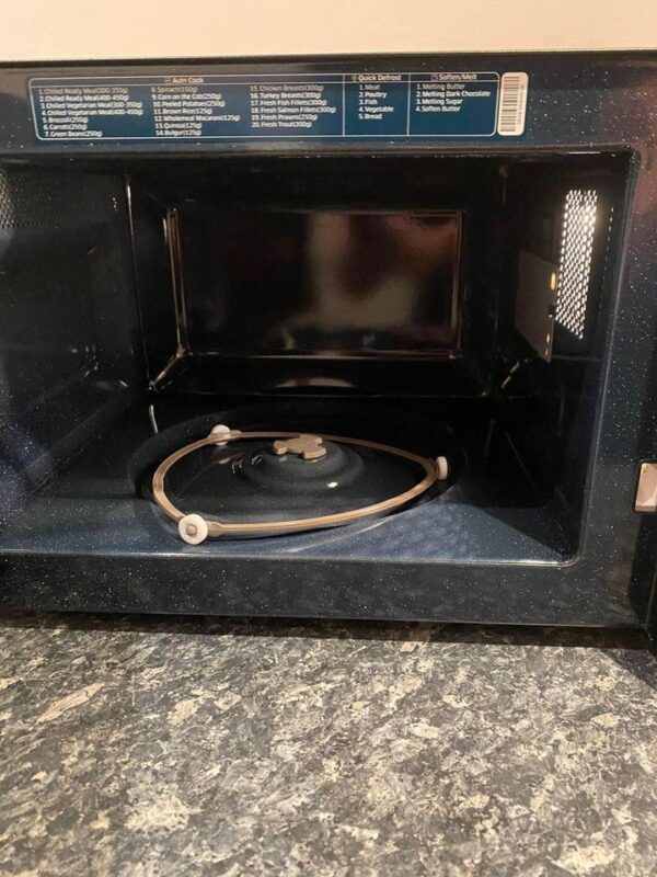 Samsung microwave - Image 3