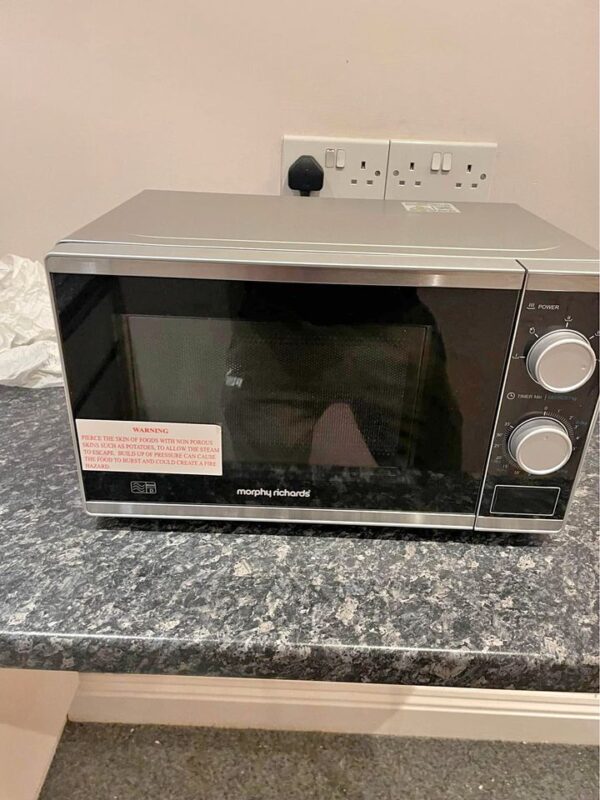 Morphy richards microwave - Image 4